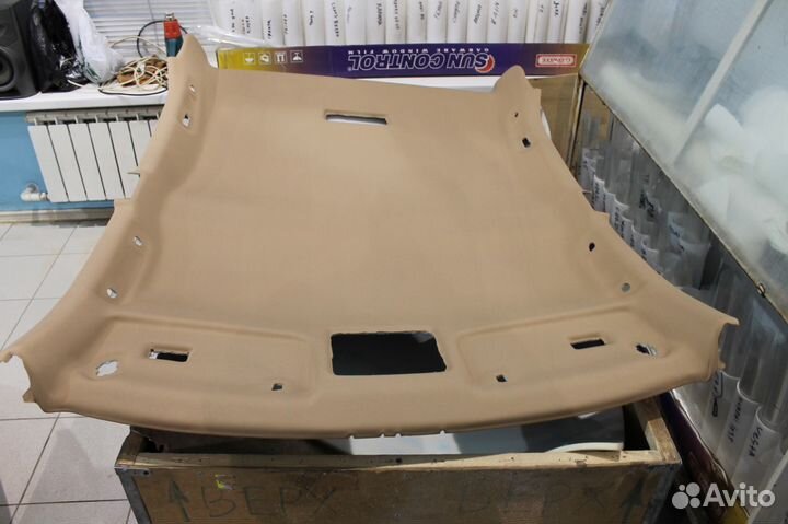 Потолок на Камри 50