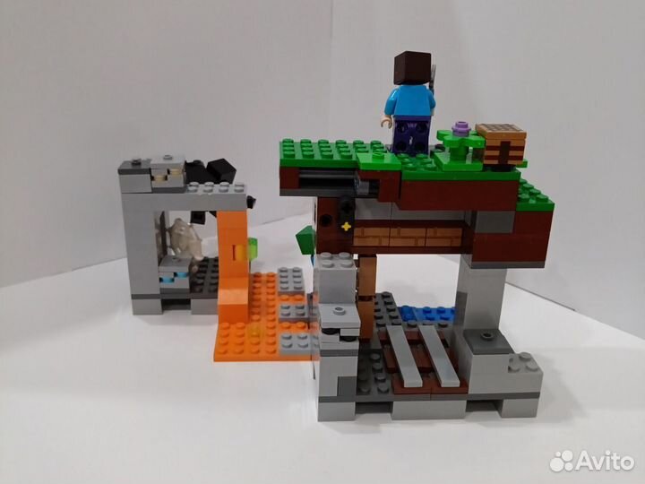 Оригинал Lego minecraft заброшенная шахта