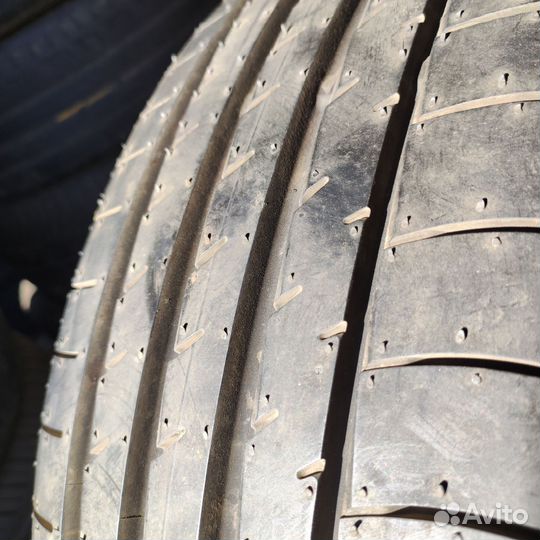 Yokohama Advan Sport V105 235/60 R18