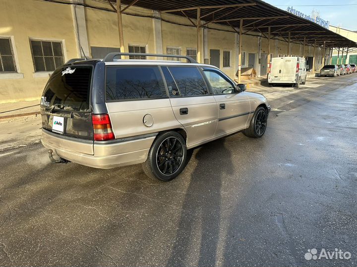 Opel Astra 1.4 МТ, 1997, 315 000 км