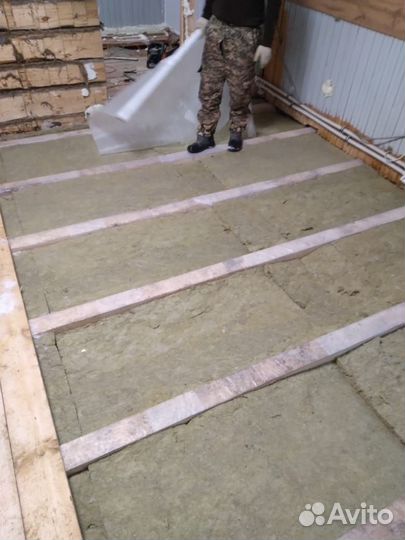 Бригада строителей