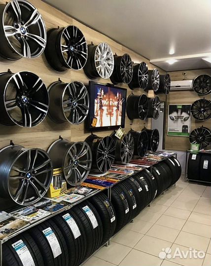 Kumho Ecsta PS71 245/40 R20 99Y