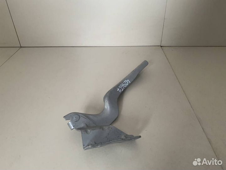 Петля капота правая Nissan Qashqai+2 JJ10 2008-2014