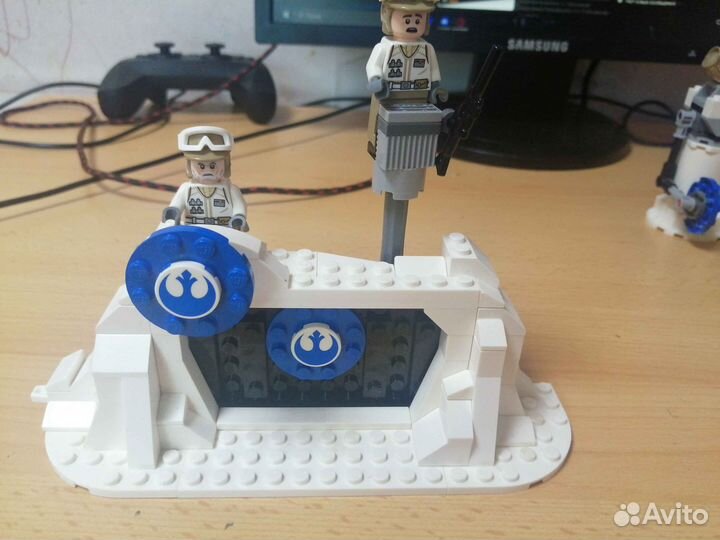 Набор Lego Star Wars 75241 