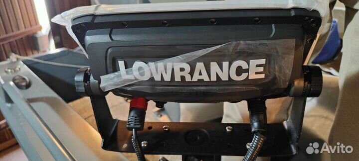 Картплотер Lowrance 9 ti 2 + датчик 3в1