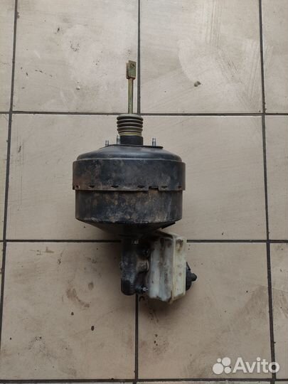 Вакуум главный тормозной цилиндр Renault Laguna I