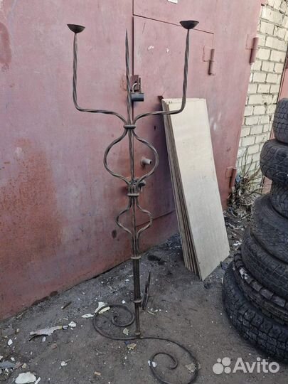 Подсвечник кованный