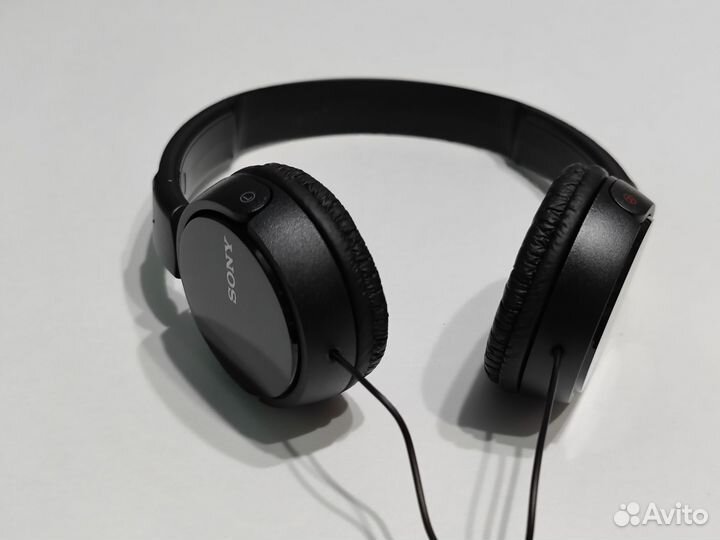 Наушники Sony MDR-ZX110AP