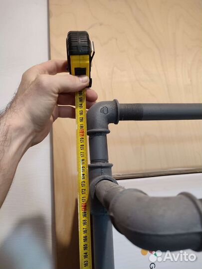 Ретро лофт вешалка трубы дерево