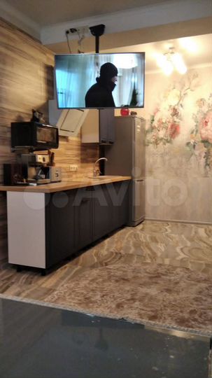 2-к. квартира, 45 м², 1/16 эт.