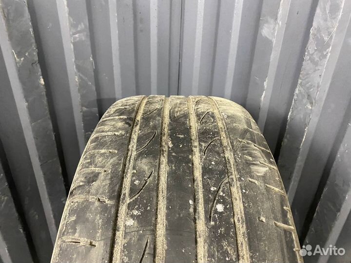 Bridgestone Dueler H/P 235/55 R17 99V