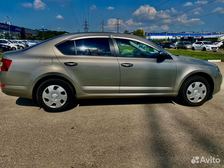 Skoda Octavia 1.6 AT, 2015, 132 040 км