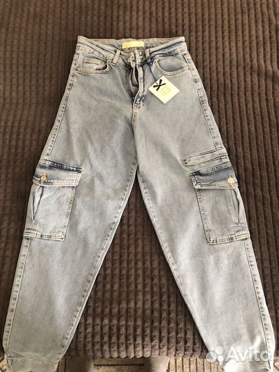 Джинсы новые