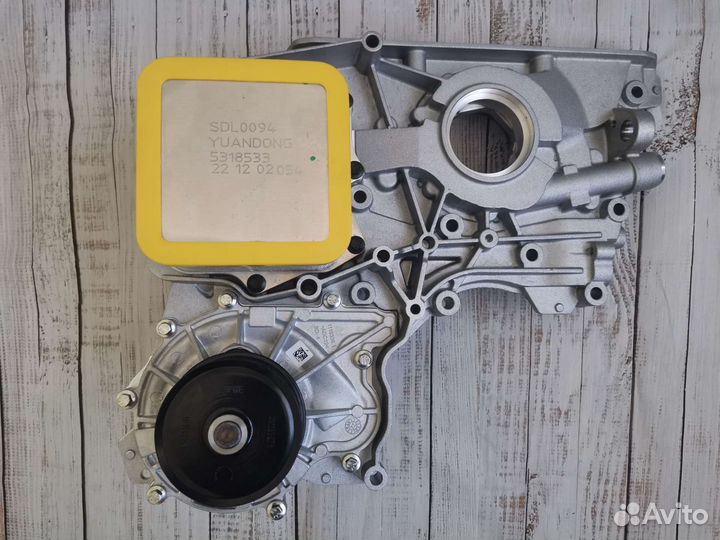 Передняя крышка двигателя Cummins isf2.8 в сборе