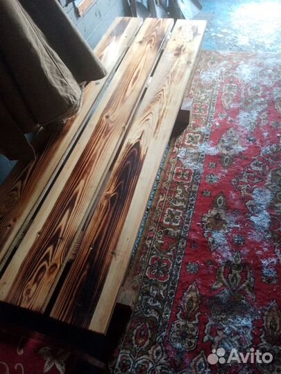 Скамейка деревянная