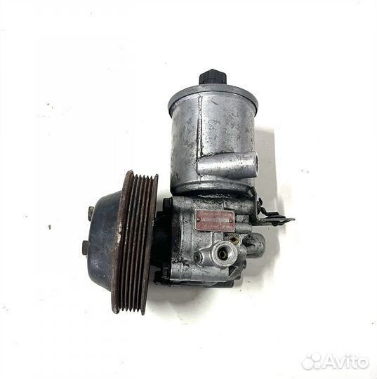 Гур насос Mercedes W124