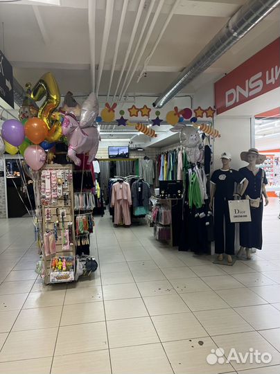 Магазин одежды и аксессуаров