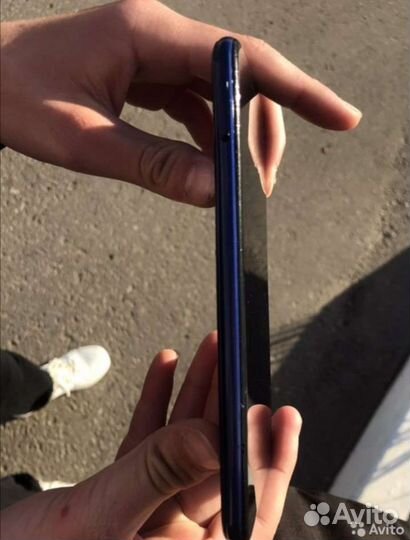 Телефон Honor 8A