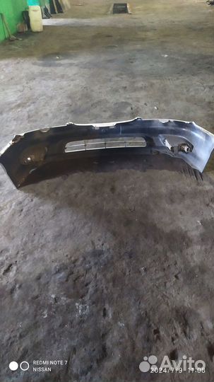 Продам передний бампер,Nissan Cefiro a33