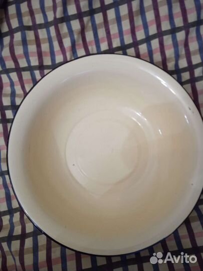 Эмалированный таз