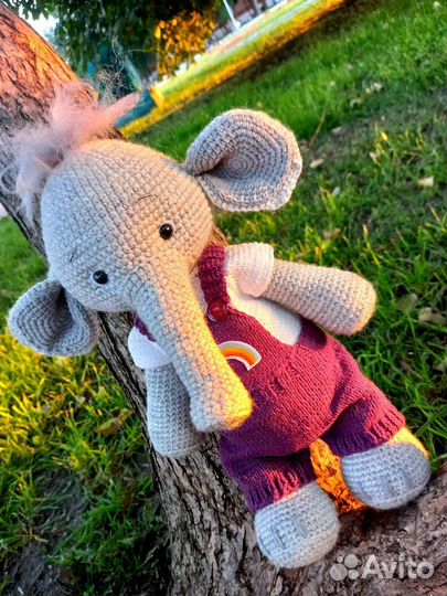 Слоненок вязаная игрушка