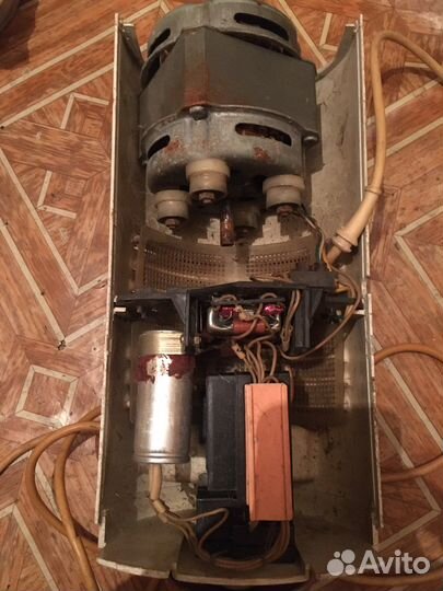 Электродвигатель стиральной машины