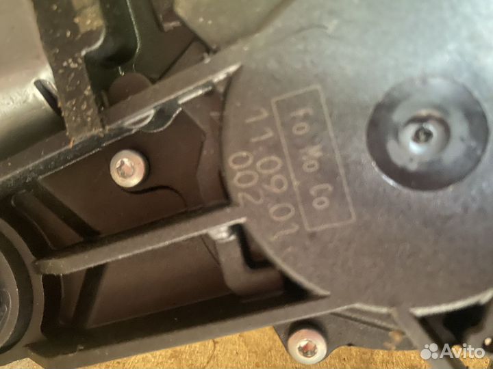 Моторчик заднего стеклоочистителя Ford Focus 3