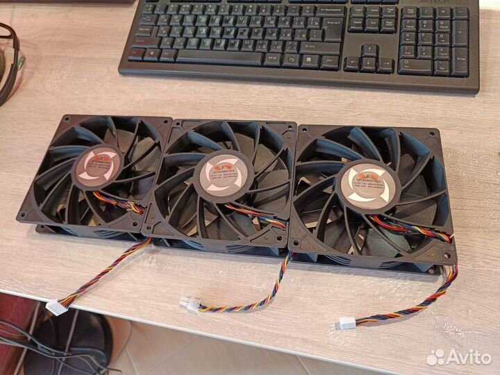 Вентилятор для WhatsMiner M21S, M20S, M31S