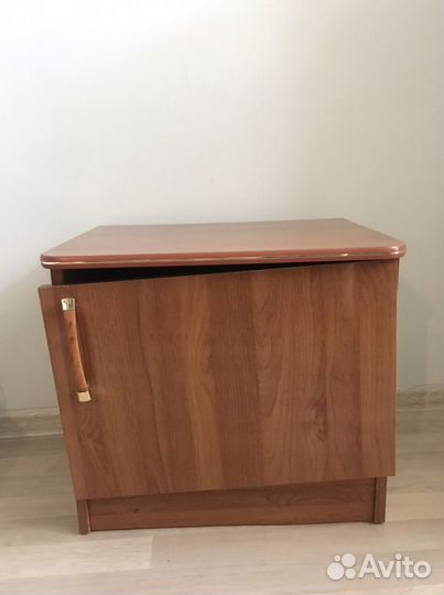 Тумба прикроватная бу