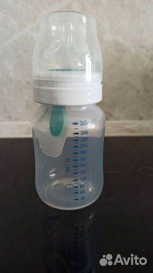 Бутылочка Philips Avent anti-colic с соской