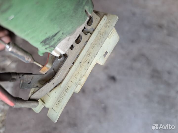 Резистор печки Opel Vectra B