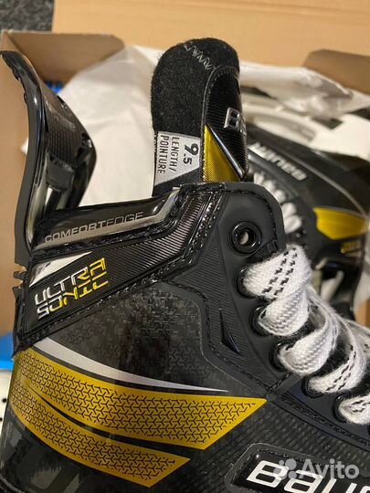Хоккейные коньки Bauer Supreme Ultrasonic (SR 9,5)