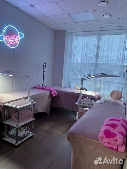 Рабочее место бровист/наращивание/лами ресниц