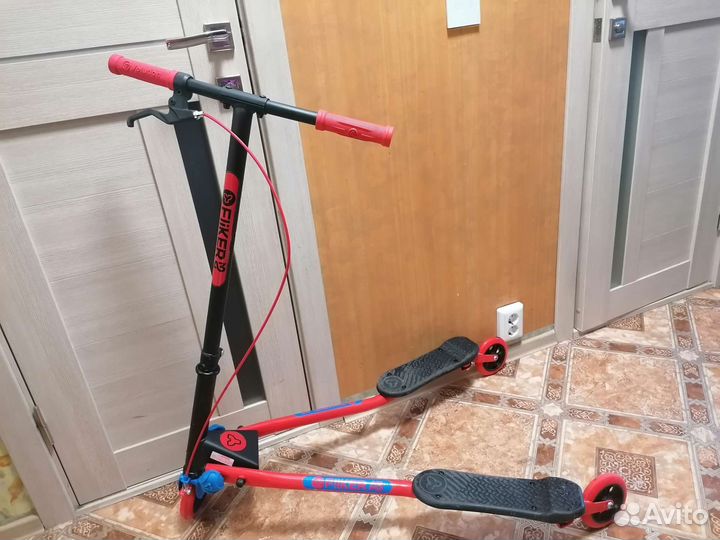 Инерционный самокат