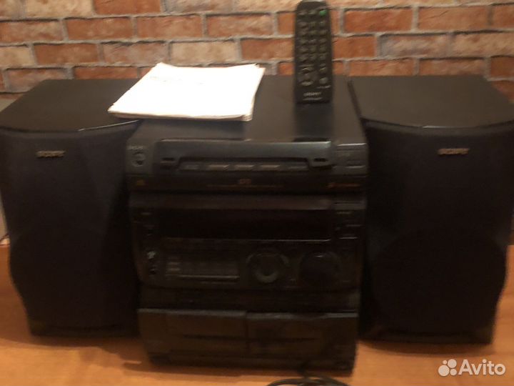 Музыкальный центр Soni