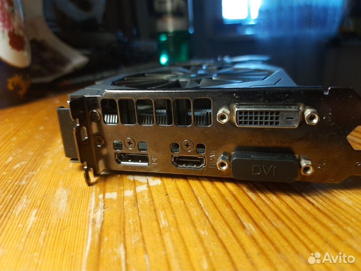 Видеокарта ROG rx570 8gb asus