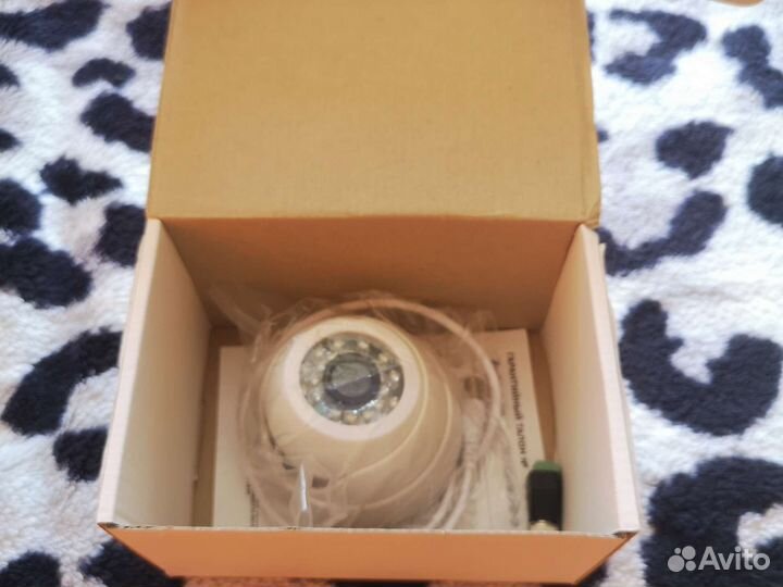 Камера видеонаблюдения купольная