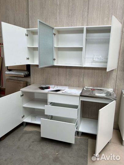 Кухонный гарнитур