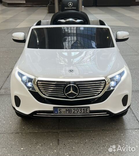 Электромобиль Mercedes-Benz EQC 400 (HL378)