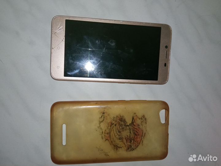 BQ 5000G Velvet Easy, 8 ГБ