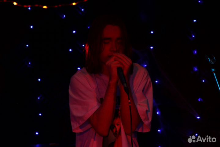 Напишу текст для пост-панк/рок трека