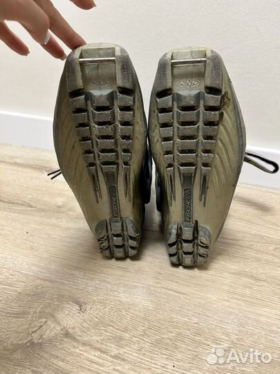 Лыжные ботинки fischer 42 размер