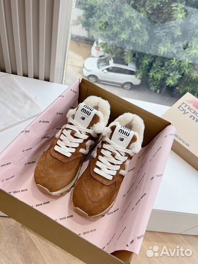 Кроссовки MIU MIU x New Balance коричневые