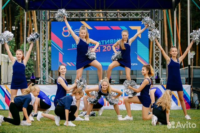 Помпоны для чирдидинга