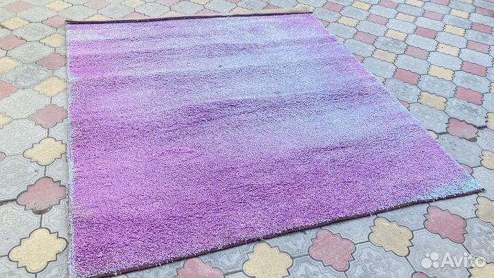 Ковер 2х2,3м