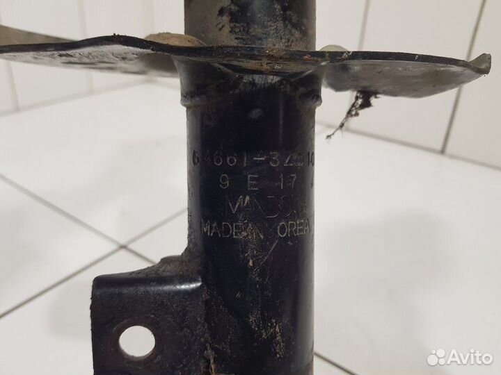 Амортизатор передний правый (Hyundai i40)