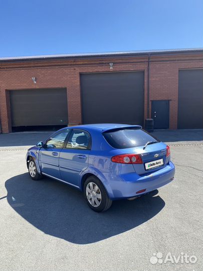 Chevrolet Lacetti 1.6 МТ, 2008, битый, 230 000 км