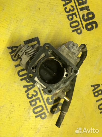 Дроссельная заслонка Mazda Premacy E0T41571