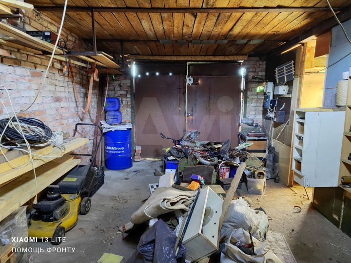 Гараж, > 30 м²