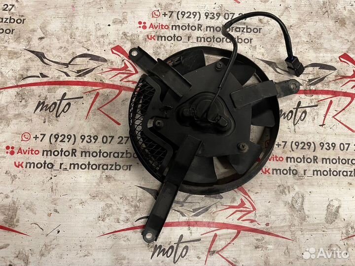 Suzuki gsxr 600 k1 вентилятор радиатора